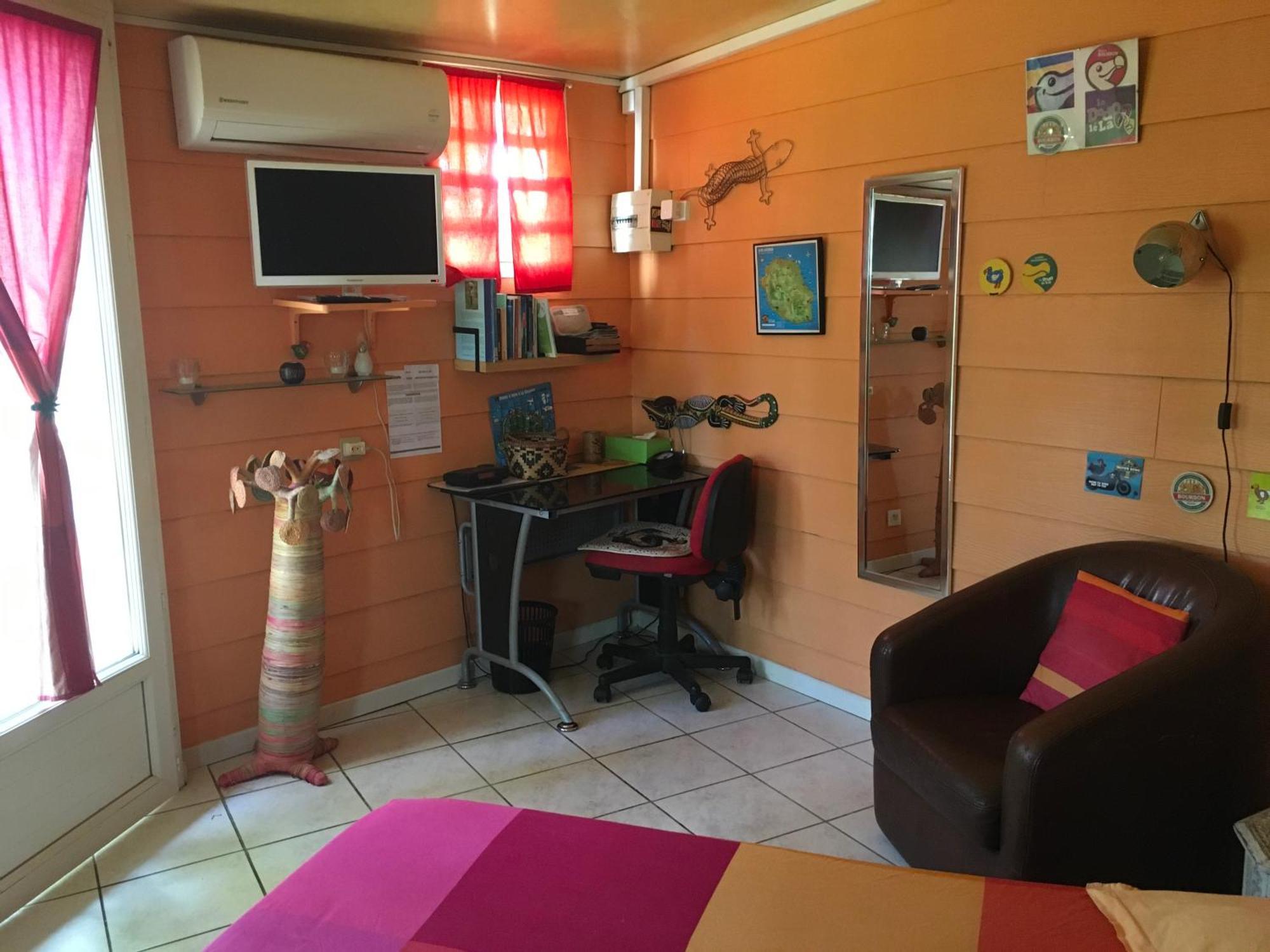 Maison Joss Studio Proche Aeroport Sainte-Clotilde Εξωτερικό φωτογραφία